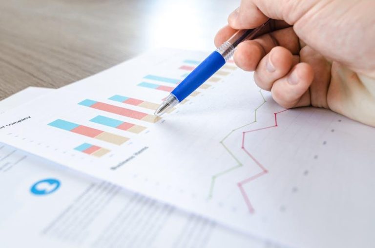 How to Actually Use a Financial Advisor Without Feeling Like an Idiot